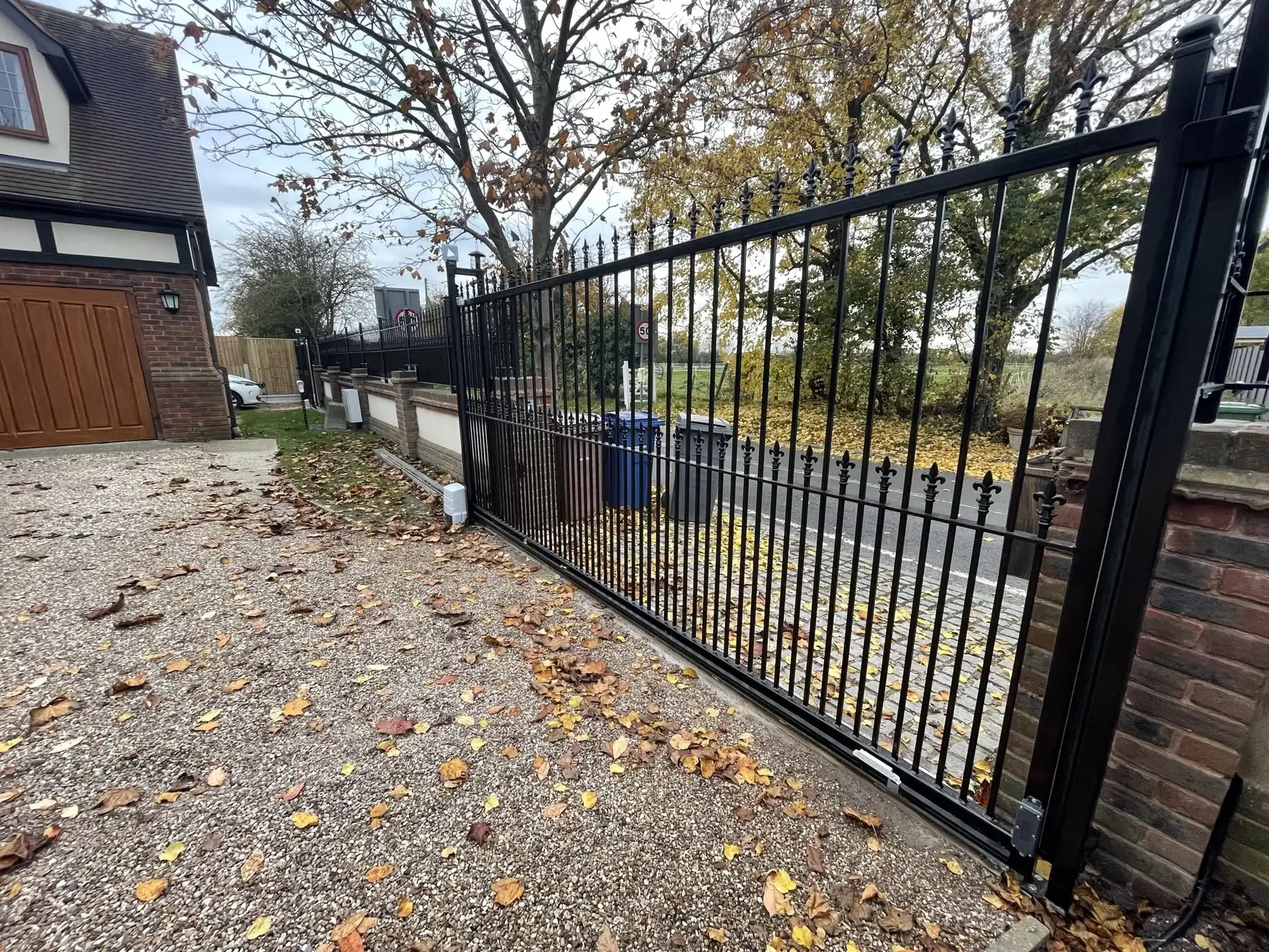 Residential sliding gate