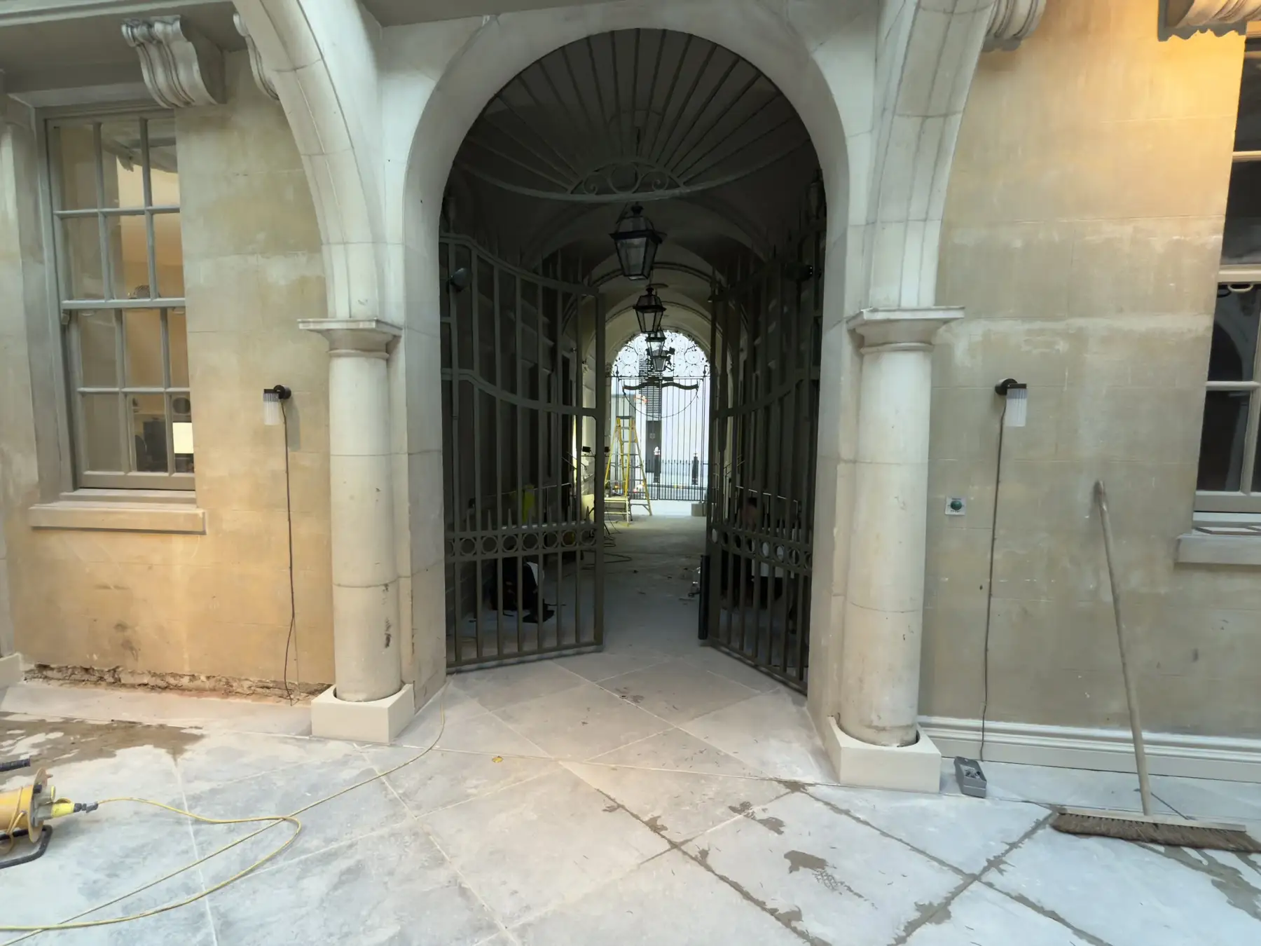 Skinners' Hall exterior, Grade I listed building on Cannon Street